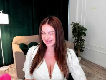 HoneyBlossome  live sex cam