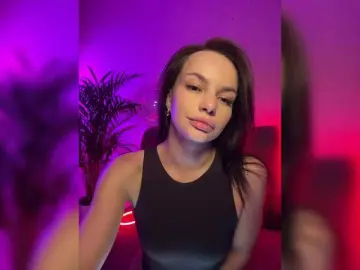 Klubnika13  live sex cam
