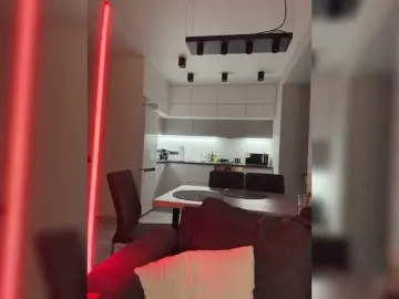 Klubnika13  live sex cam