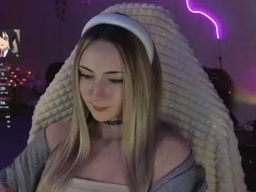 LollyGirlMoon  live sex cam