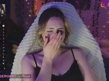 LollyGirlMoon  live sex cam