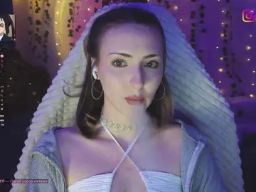 LollyGirlMoon  live sex cam