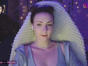LollyGirlMoon  live sex cam