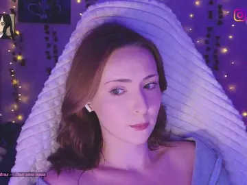 LollyGirlMoon  live sex cam