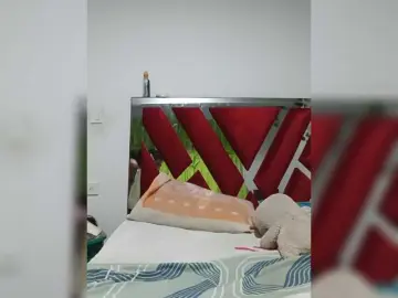 Marcela4  live sex cam