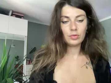 Rita-Tease  live sex cam