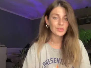 Rita-Tease  live sex cam