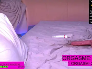 Whitewidow18  live sex cam