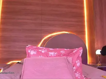 Sexy-danna  live sex cam