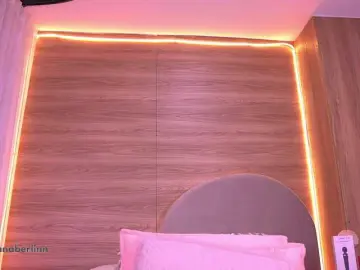 Sexy-danna  live sex cam