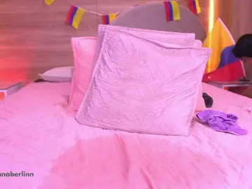 Sexy-danna  live sex cam