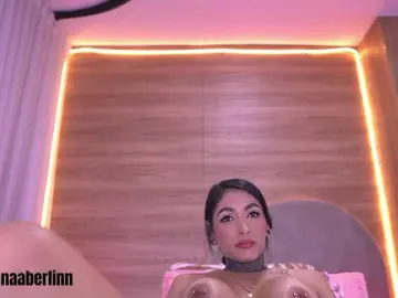 Sexy-danna  live sex cam