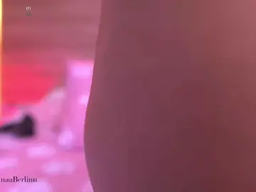 Sexy-danna  live sex cam
