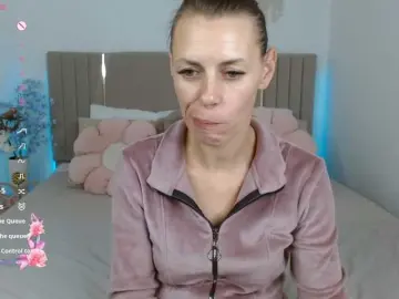 Bellacandyy  live sex cam