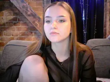 Jillian-Mel  live sex cam