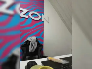 Kisa75  live sex cam