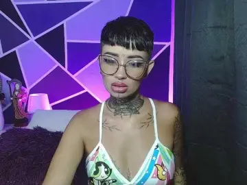 Sol-Baker  live sex cam