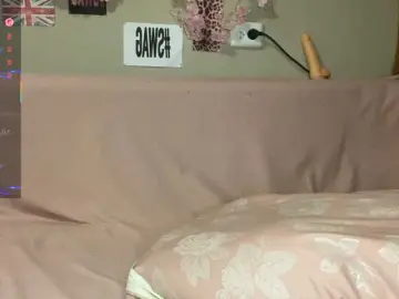 Kittywithu  live sex cam