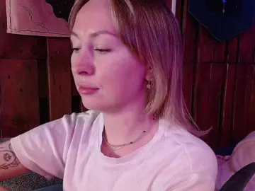 Bobby-MiMi  live sex cam