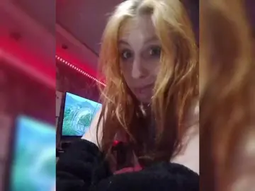 Evangliya  live sex cam