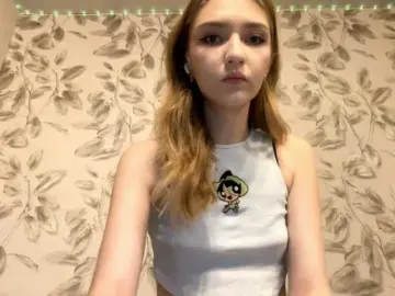 TyeshaDirksen  live sex cam