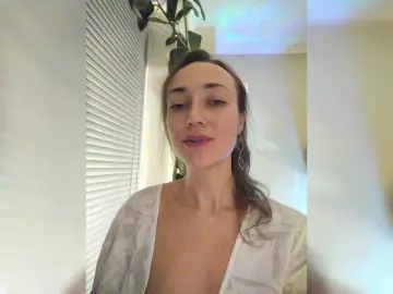 Betruetoyourheart  live sex cam