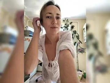 Betruetoyourheart  live sex cam