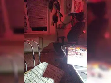 Betruetoyourheart  live sex cam
