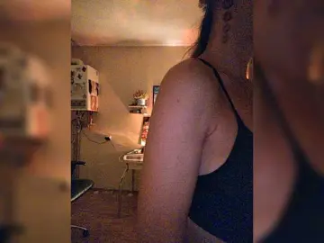 Betruetoyourheart  live sex cam