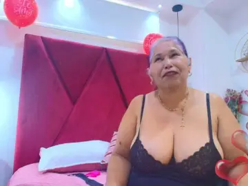 Girl-amada  live sex cam