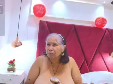 Girl-amada  live sex cam