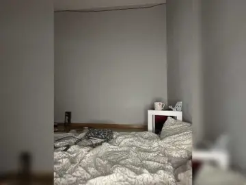 Hellokitty23  live sex cam