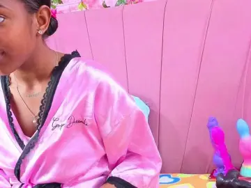 AngeyaPetite  live sex cam