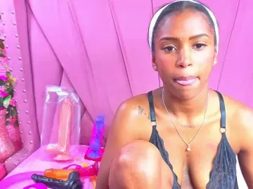 AngeyaPetite  live sex cam