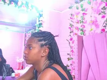 AngeyaPetite  live sex cam