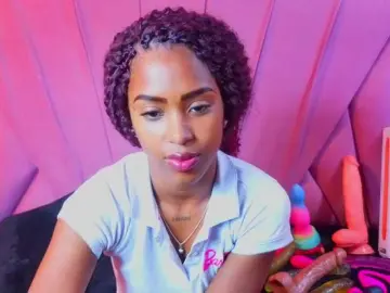 AngeyaPetite  live sex cam