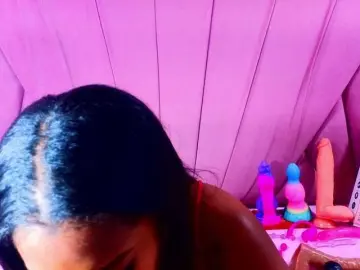 AngeyaPetite  live sex cam