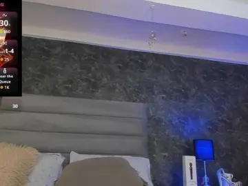 BeshaMoore  live sex cam