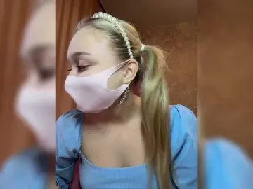 KiraBlin  live sex cam