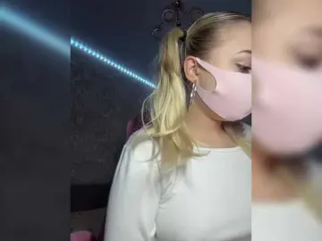 KiraBlin  live sex cam