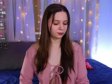 KiraBriis  live sex cam