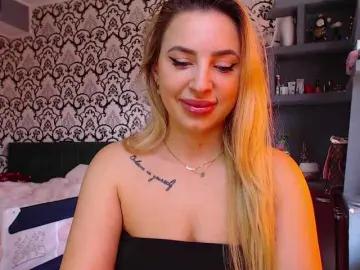 Lorasinclare  live sex cam