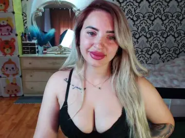 Lorasinclare  live sex cam