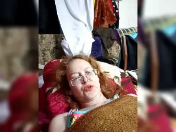 Madam-oss  live sex cam