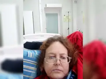 Madam-oss  live sex cam