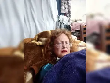 Madam-oss  live sex cam