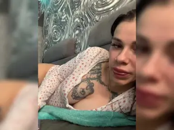 MaidenCrystal  live sex cam