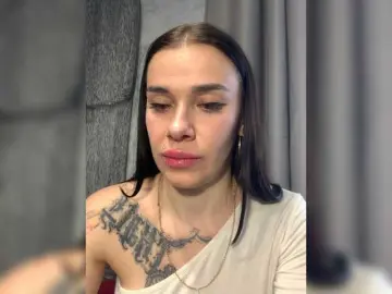 MaidenCrystal  live sex cam