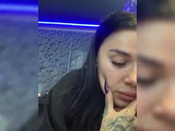 MaidenCrystal  live sex cam