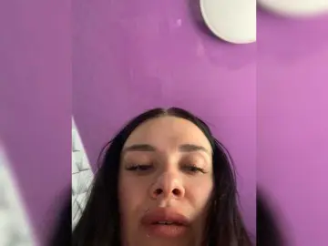 MaidenCrystal  live sex cam